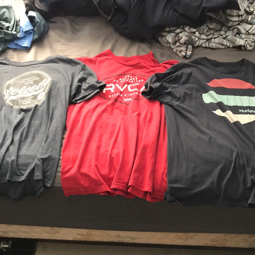 VOLCOM, RVCA, HURLEY 3 Shirt Bundle *Large*